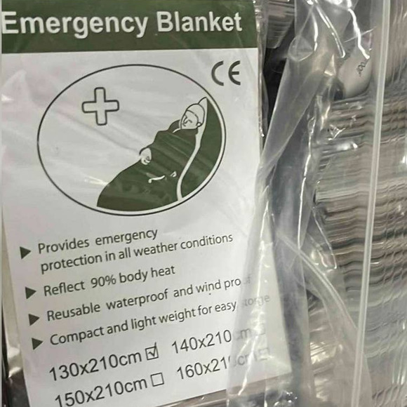 (4-PK) Emergency Blankets 51.18" x 82.68" (130x210cm) Must For Camping / Hiking - Picture 4 of 5